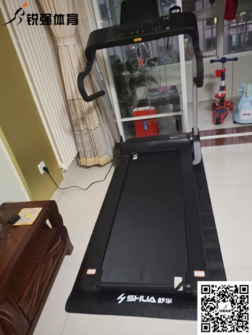 濟(jì)南某小區(qū)業(yè)主選購的舒華跑步機